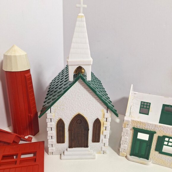 Plasticville O Scale Church Barn Replacement Parts Vintage Plastic Buildings - Picture 9 of 11